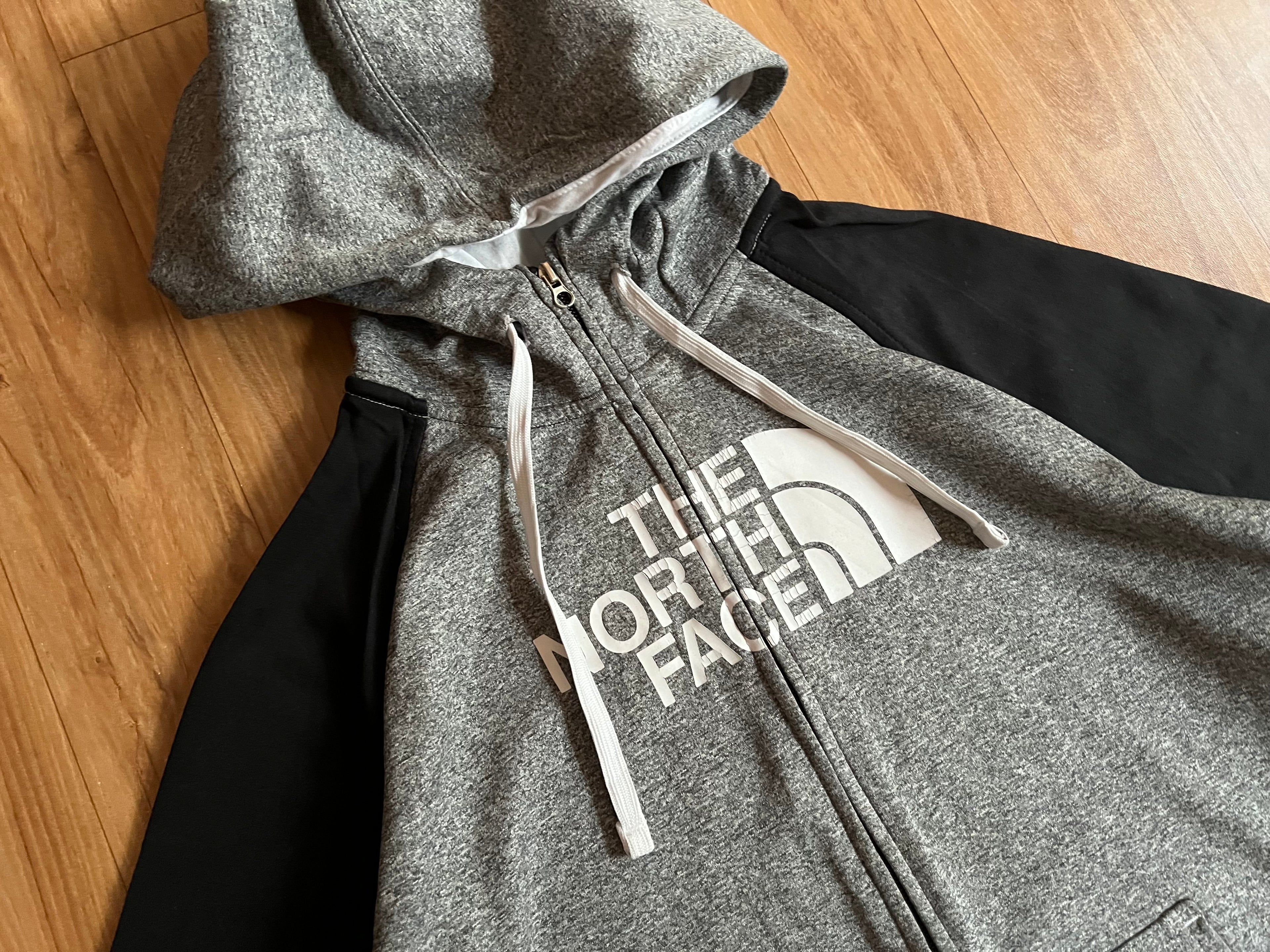 TNF SWEATSHIRT