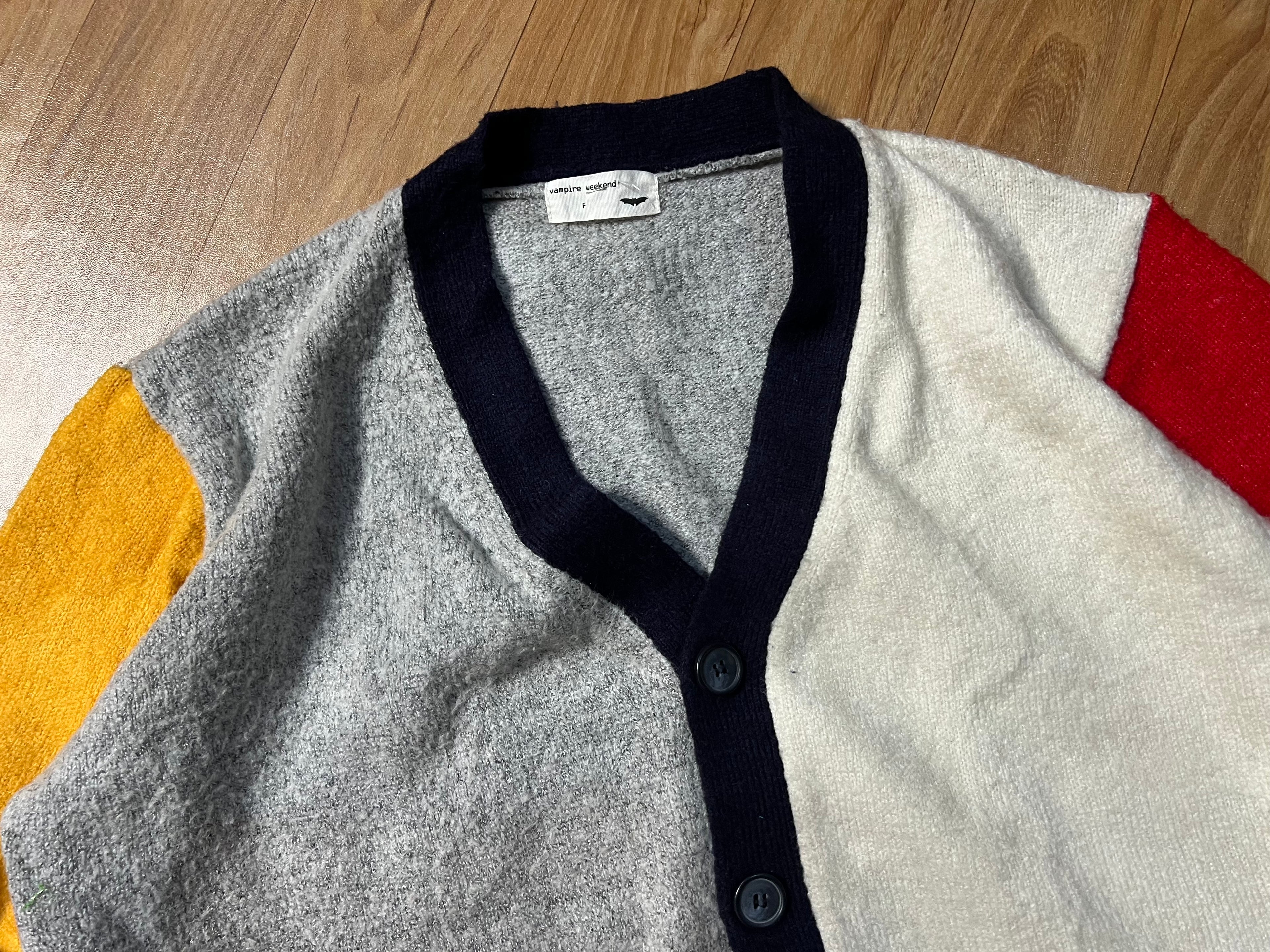 SWEATER