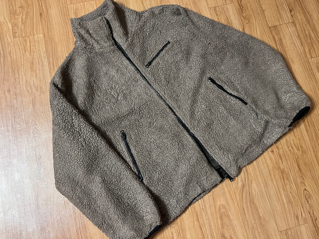 REVERSIBLE JACKET