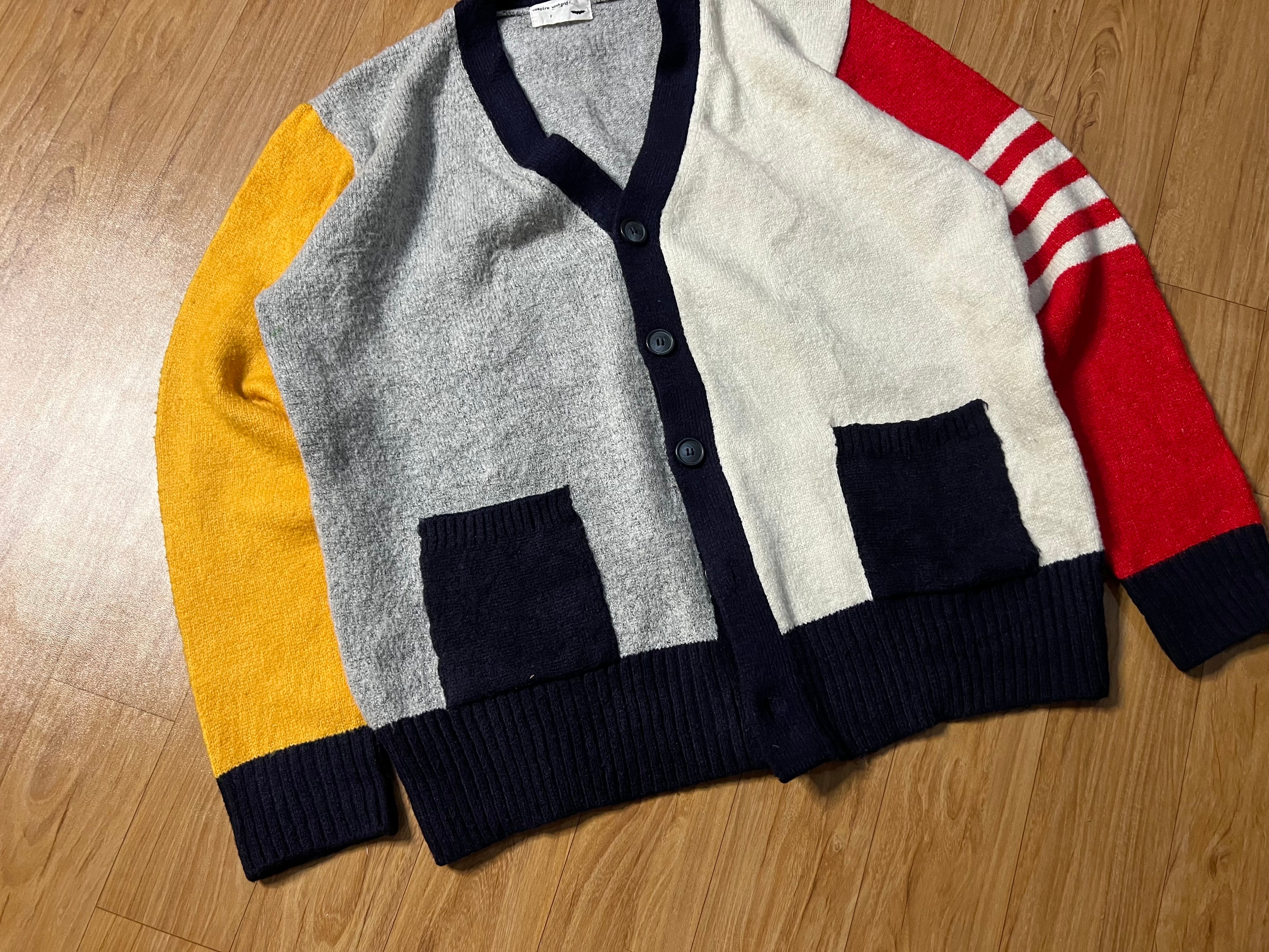 SWEATER