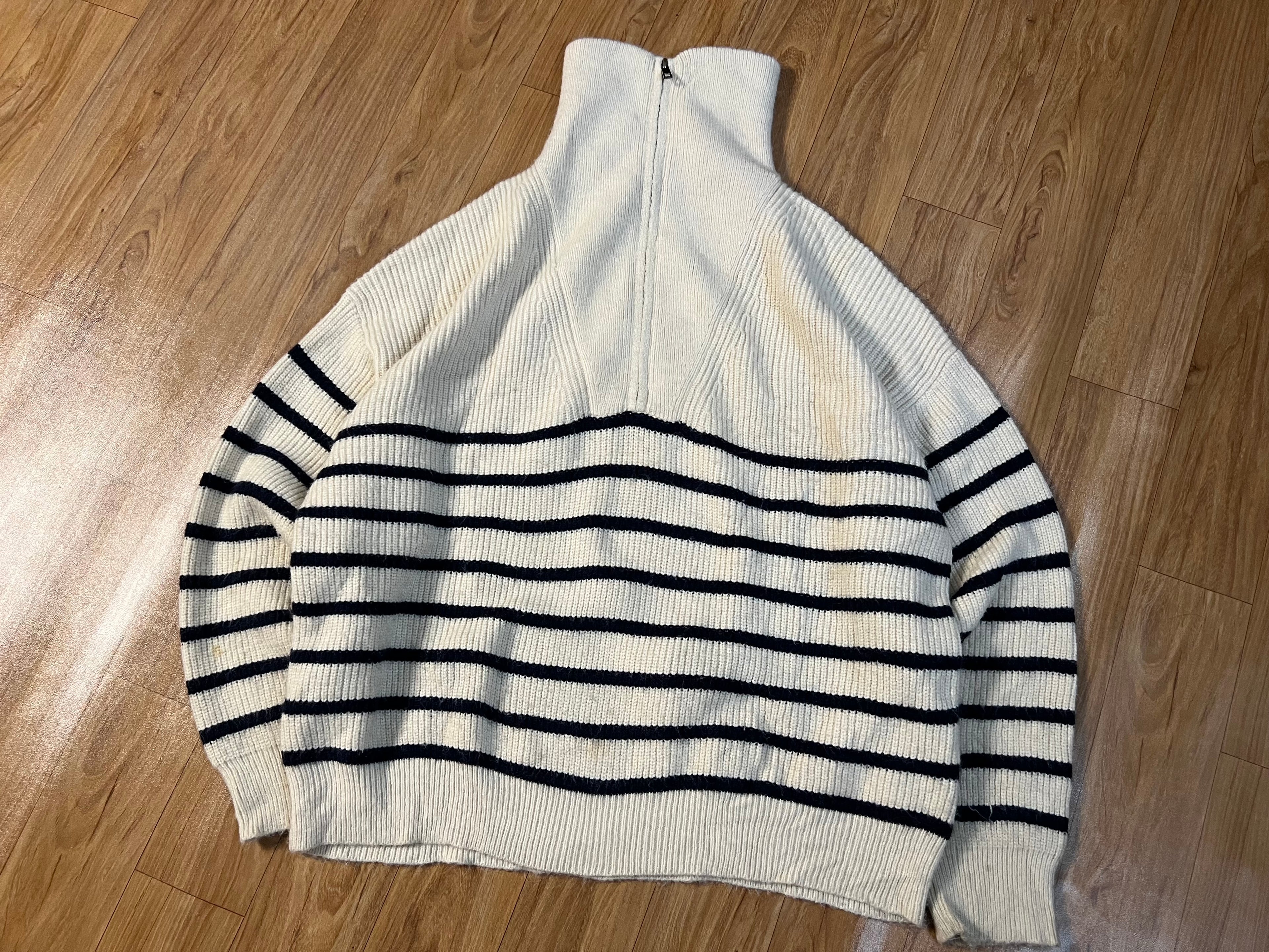 HALF ZIP SWEATER