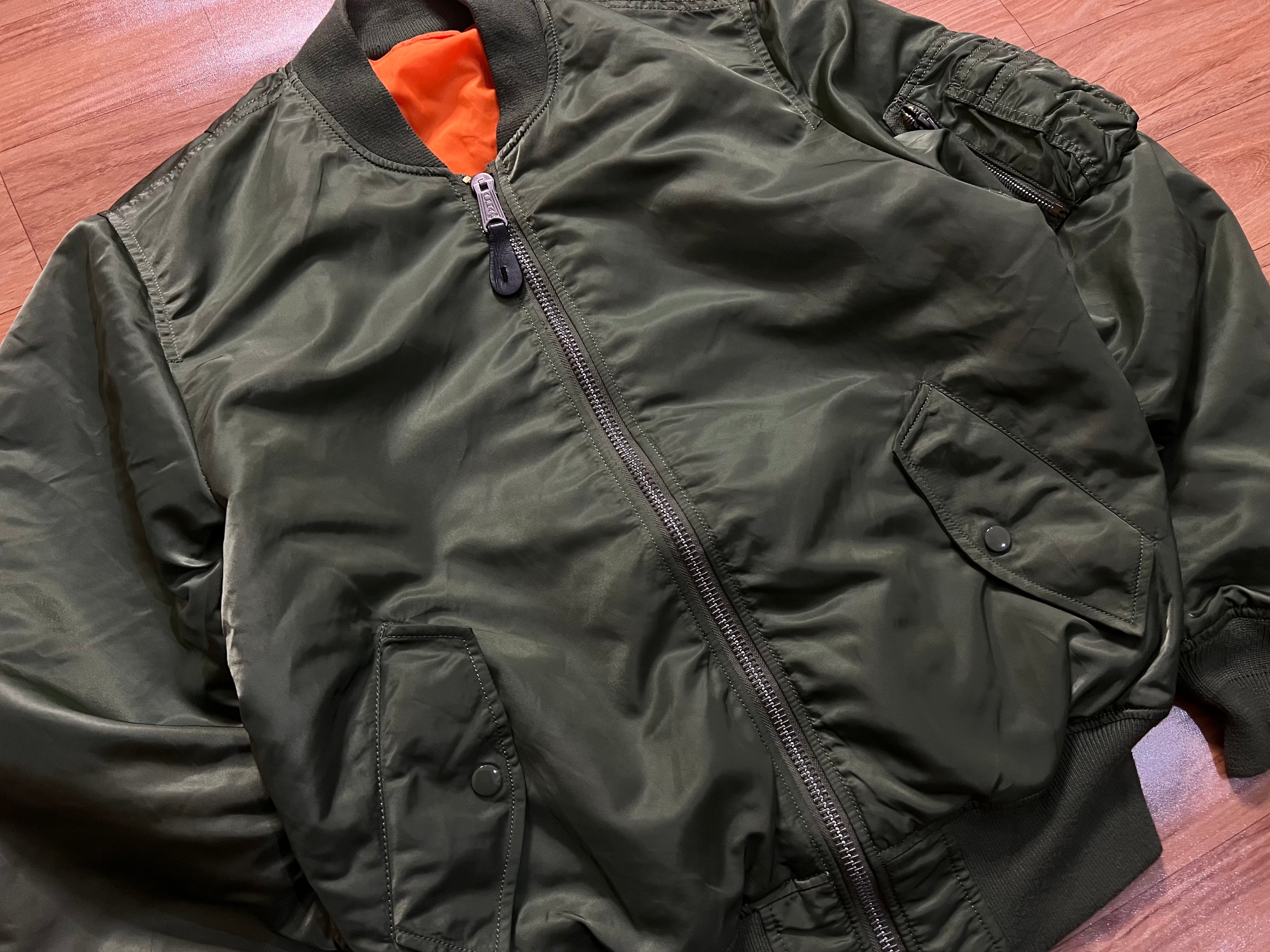 ALPHA INDUSTRIES BOMBER
