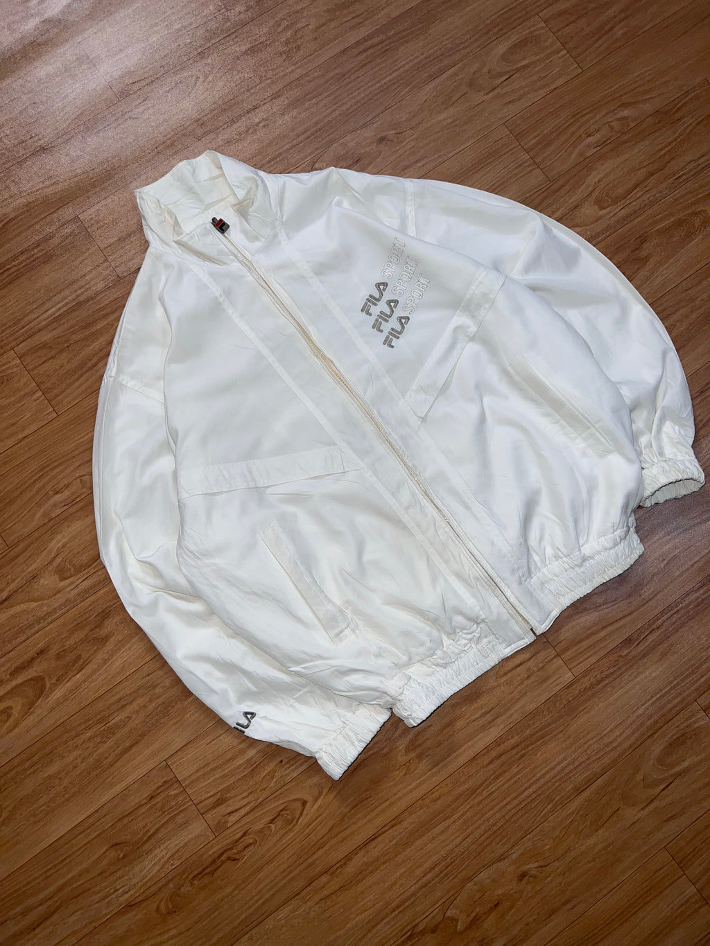 F*LA WINDCHEATER