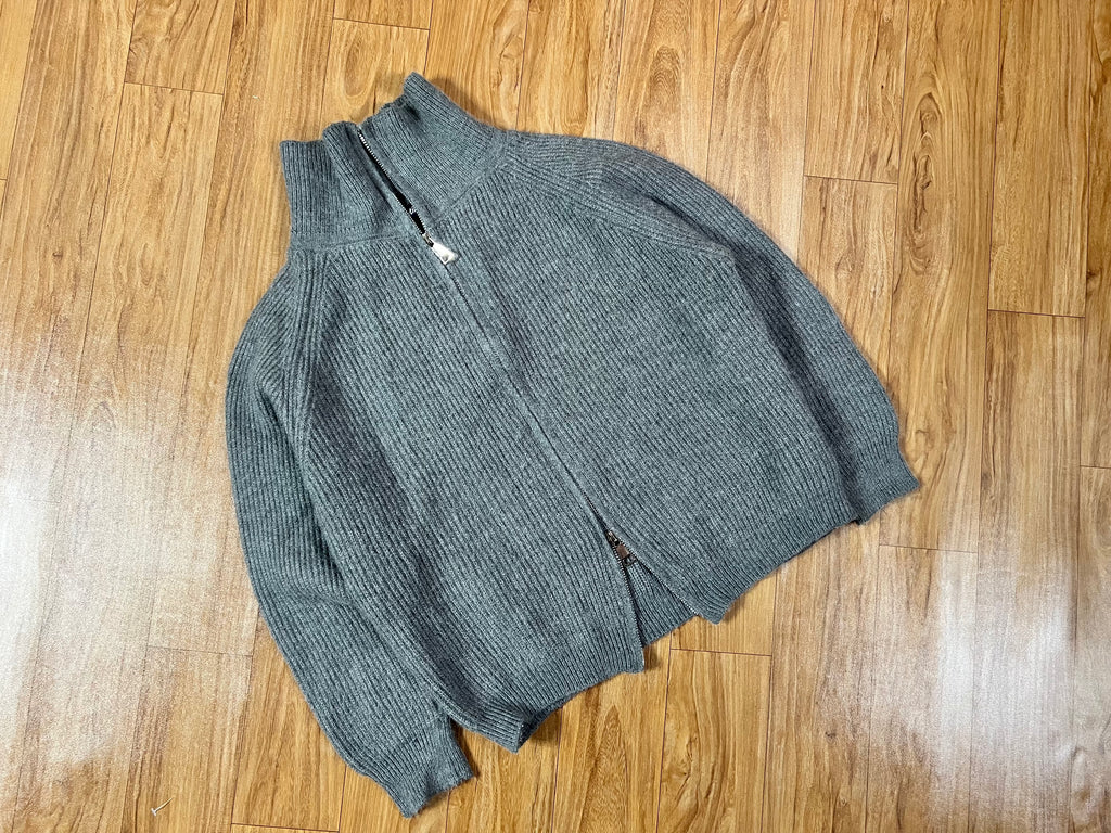 KOREAN KNIT SWEATER